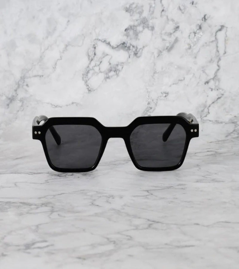  اكسبليست باوتس نظارات شمسية أنيقة للجنسين من إليوت باللونين الأسود والرمادي - Image 2