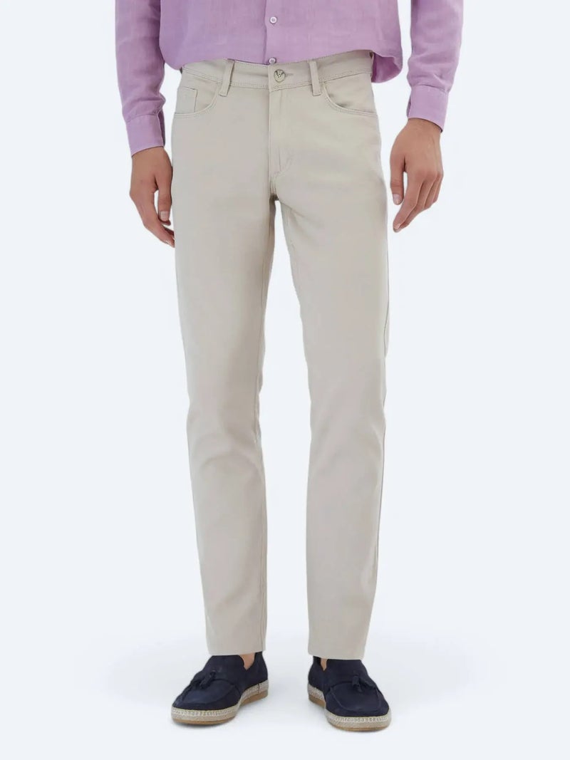 كيب بنطال قطني بيج اللون، بقصة ضيقة، مناسب للإطلالات الكاجوال - Image 3