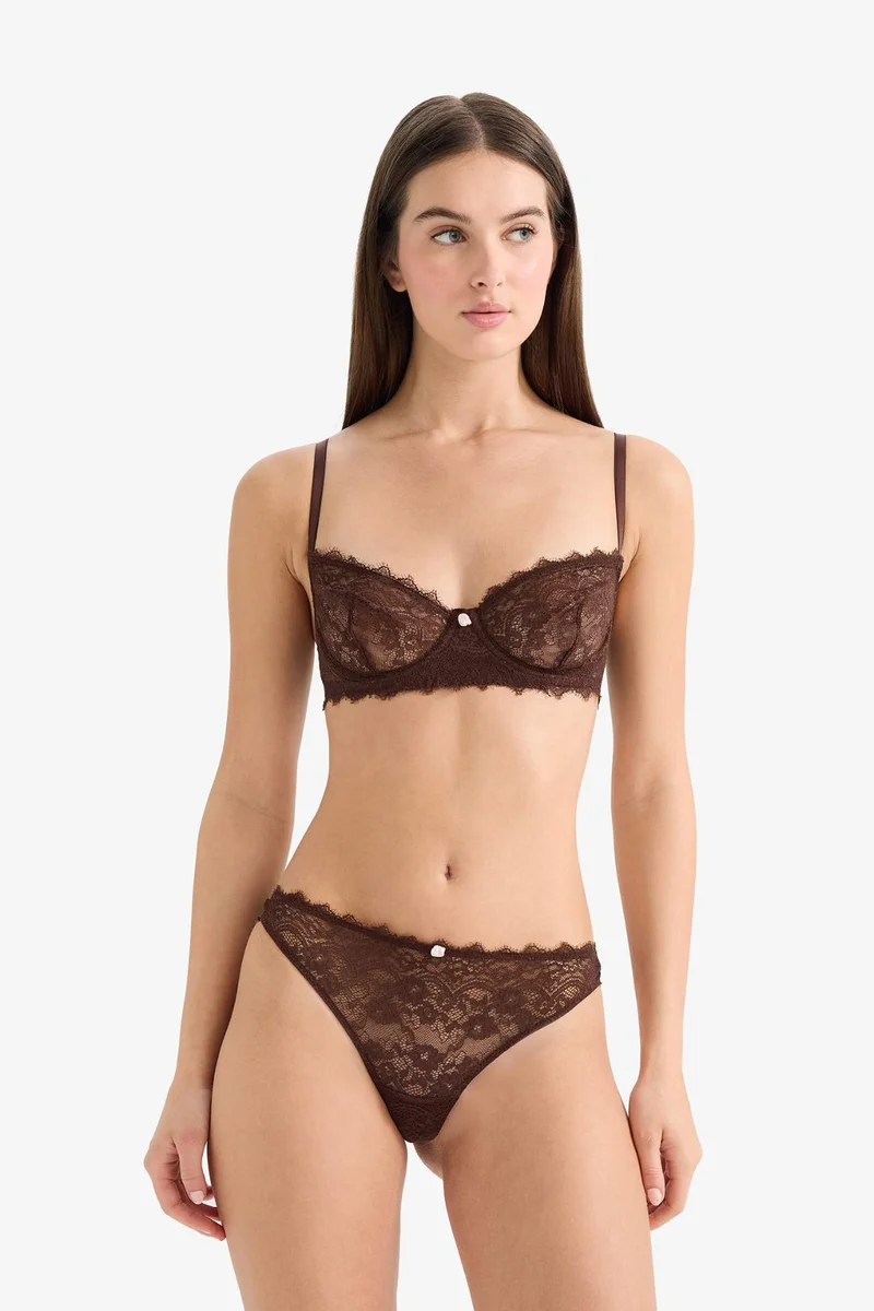 ديفاكتو Fall in Love Lace Up Brazilian Panty