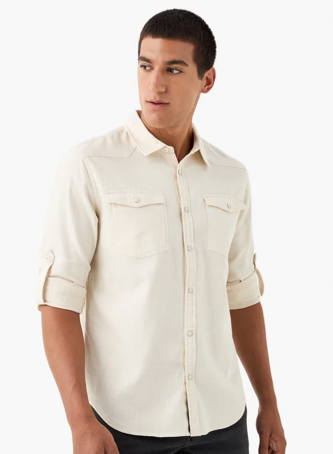 سبلاش فيڤ قميص جينز بجيوب أمامية وقصّة عادية