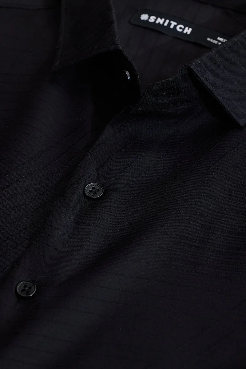 SNITCH Black Geometric Slim Fit Shirt