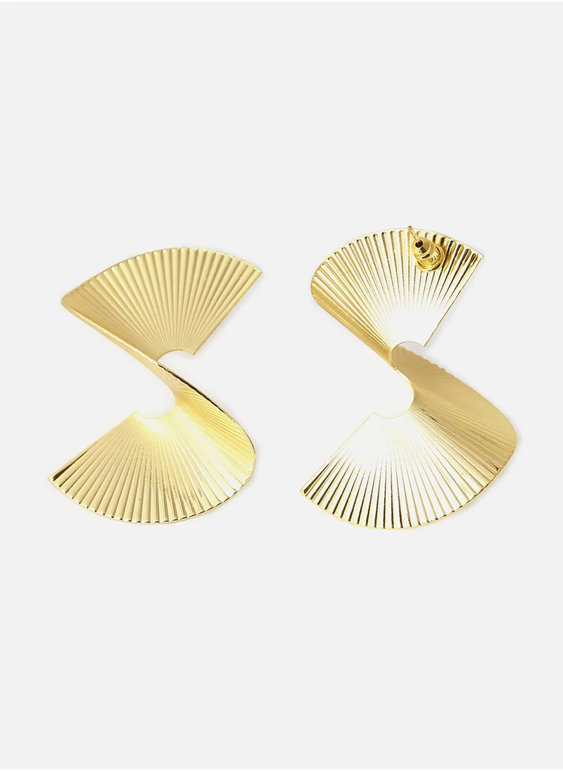 SOHI Casual Stud Earrings