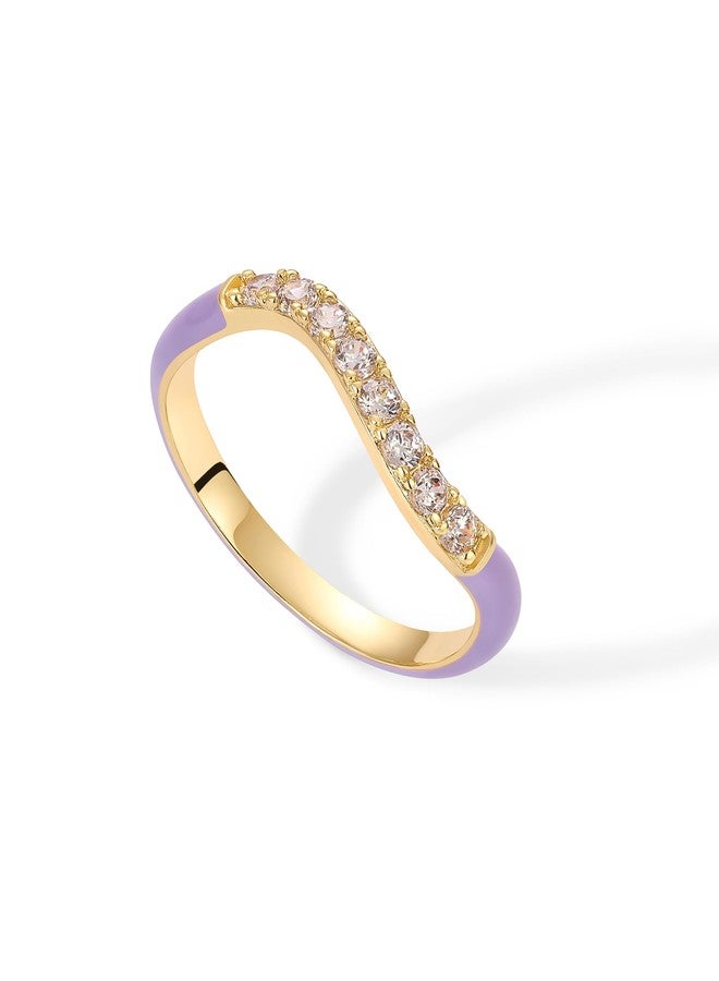 بافوا خاتم بافوي مطلي بالذهب الأصفر عيار 14 قيراطًا بتصميم متموج قابل للتكديس | خواتم من المينا الملونة والزركونيا المكعبة | خواتم مرصعة بالمينا الأرجوانية للنساء | مقاس 9 - Image 1