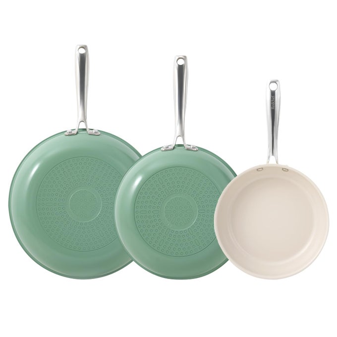 NON STICK CERAMIC FRYING PAN SET NON TOXIC CERAMIC PANS FOR COOKING 8 95 11 SKILLET SET NO PFAS PTFE PFOA WITH STAINLESS STEEL HANDLE DISHWASHER OVEN SAFE MAX UP TO 842F GREEN