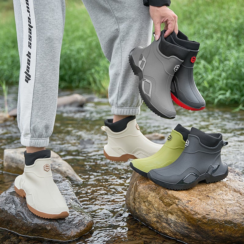 Fashion Men'S Rain Shoes New Sports Men'S And Women'S Waterproof Short Rain Boots Couple'S Camping Mountain Style Men'S Warm Water Shoes Rubber Shoes Women - Image 3