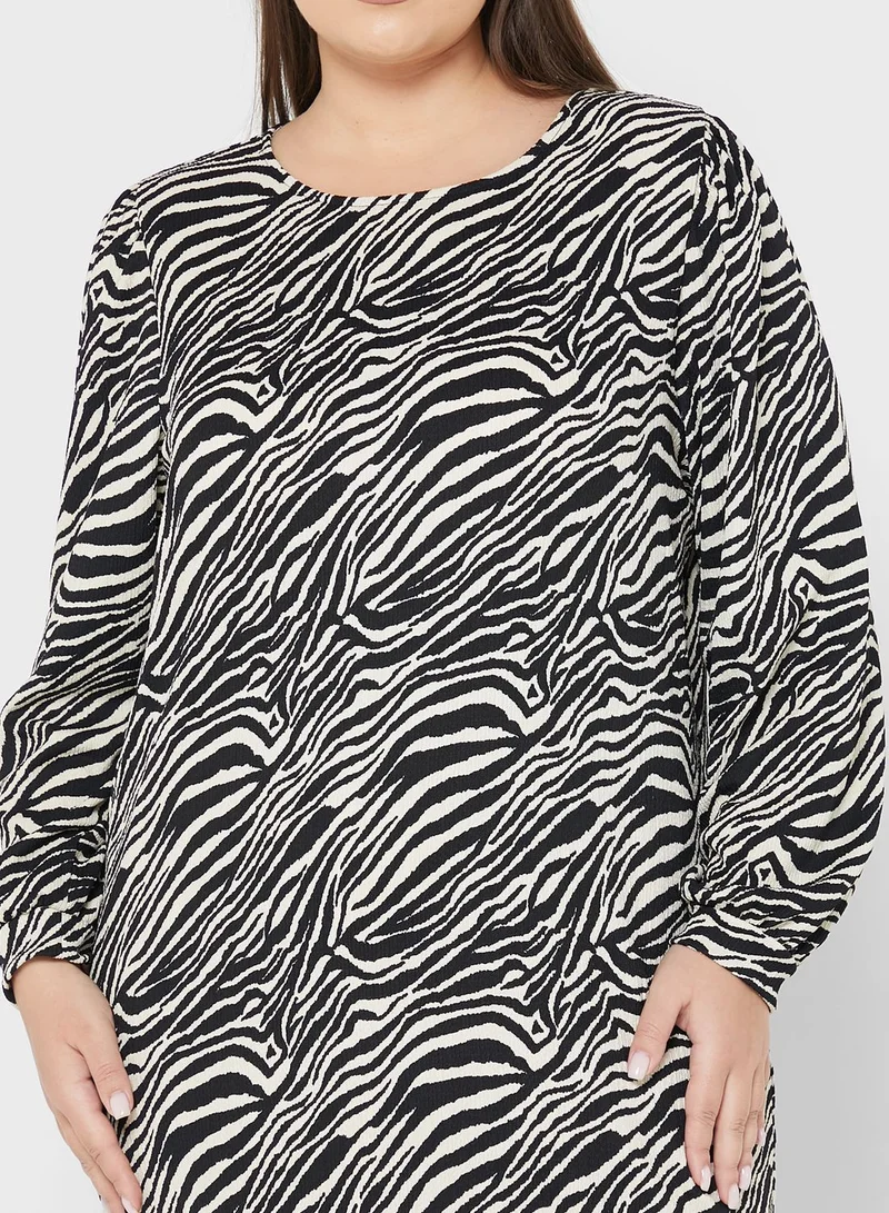 Only Carmakoma Crew Neck Cuffed Sleeve Dress