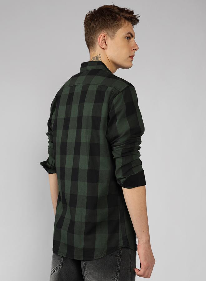 Dennis Lingo قميص رجالي كاجوال بقصّة Slim Fit باللون الأخضر  - Image 5