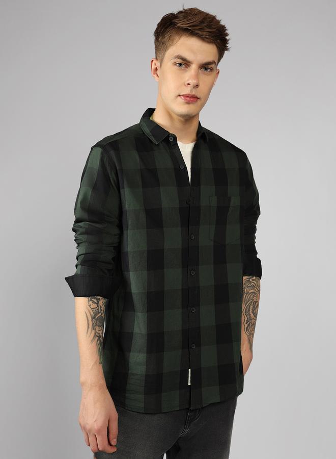 Dennis Lingo قميص رجالي كاجوال بقصّة Slim Fit باللون الأخضر  - Image 3