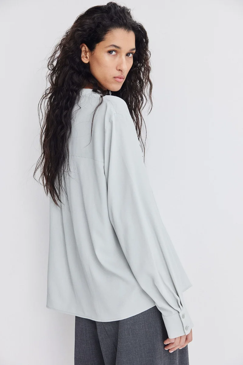 اتش اند ام Band-collar blouse