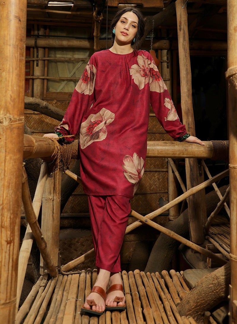 Qissa Women's Rouge Pink Poppy Flora Kurti With Trousers For Casual Wear | Round Neck | Long Sleeves | 2 Piece Kurta Set Designed With Comfort Fit For Everyday Ethnic Wear - Image 2