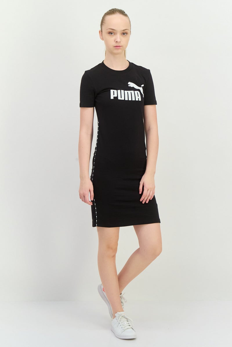 PUMA فستان رياضي نسائي بشعار العلامة التجارية، خارجي، أسود/أبيض - Image 2