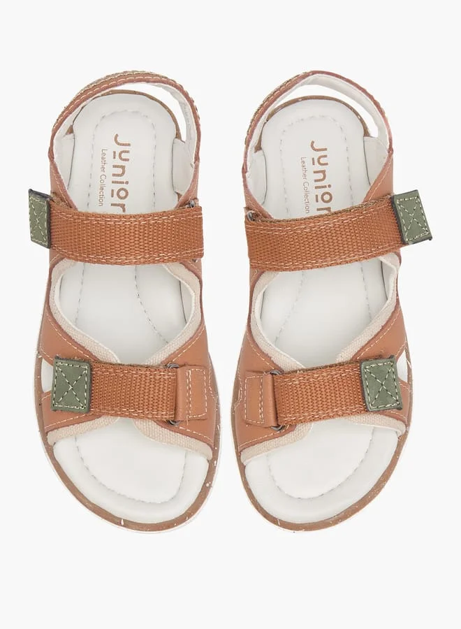 جونيورز صنادل أولاد سادة بإغلاق لاصق