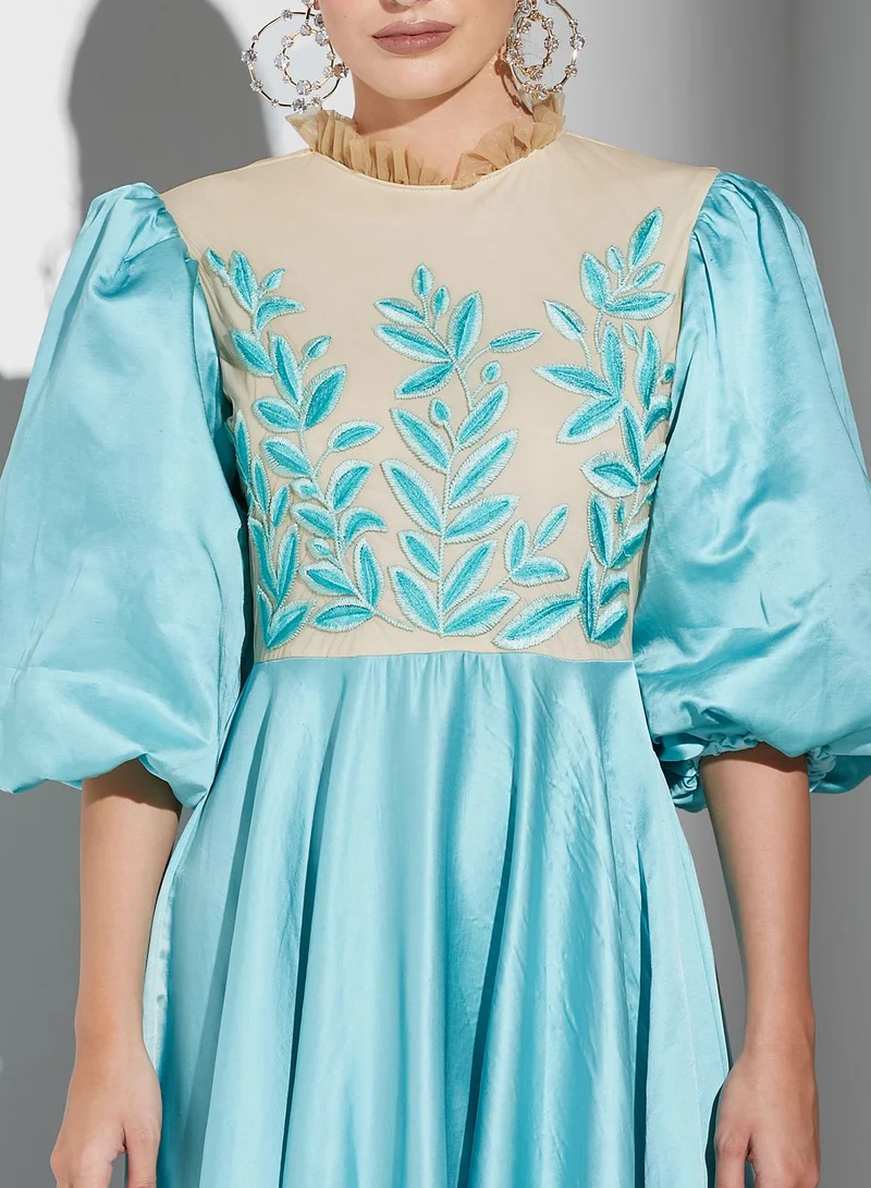 Threadz by Ajooni Embroidered Puffed Sleeve Dress