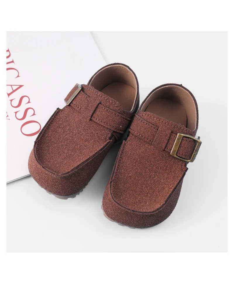 مارك وميا مارك وميا أحذية كاجوال بشريط لاصق فيلكرو - عنابي