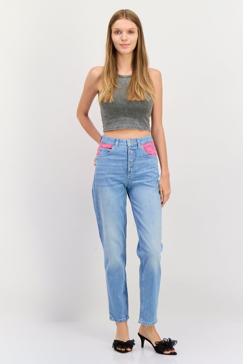 GUESS Women Mon Fit Washed Tapered Denim Jeans, Blue - Image 4