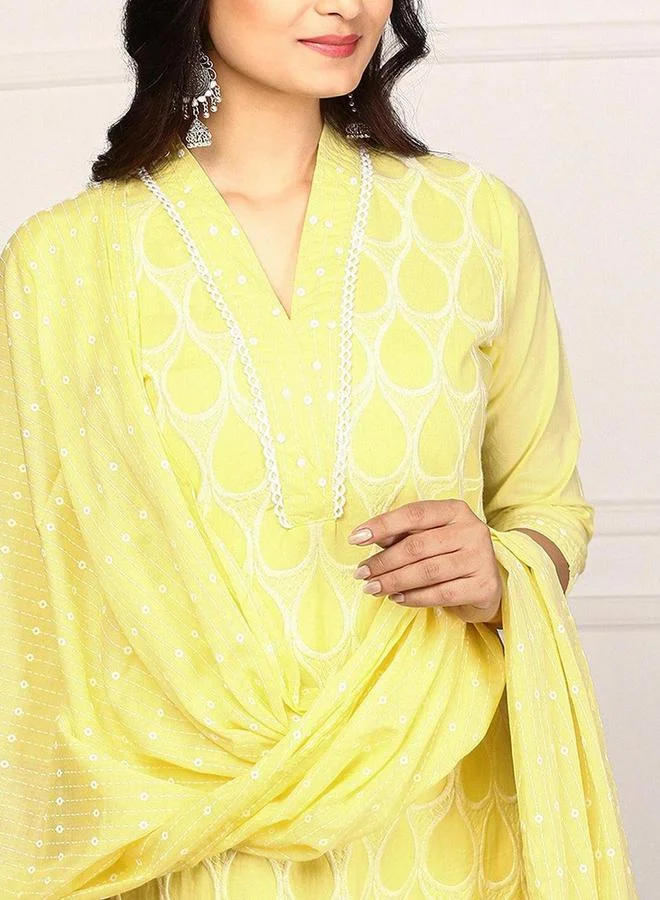 ISHIN Ishin Embroidered Cotton Kurta with Trousers and Dupatta Set