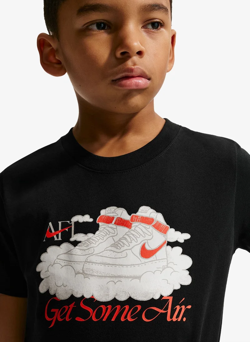 نايكي تيشيرت شبابي مستوحى من