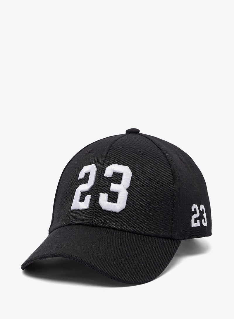 سفنتي فايف قبعة مطرزة - Image 1