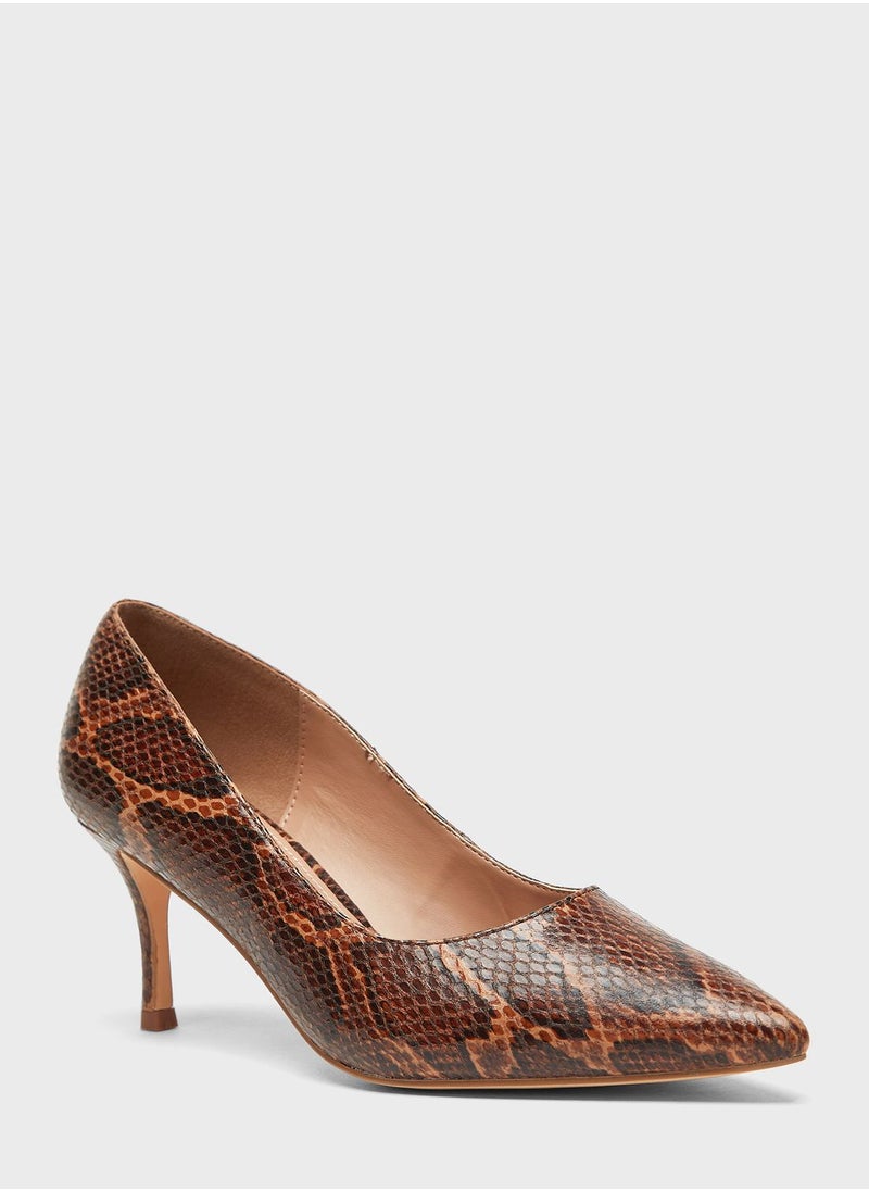 shoexpress - Pointed Toe Pumps - Image 1
