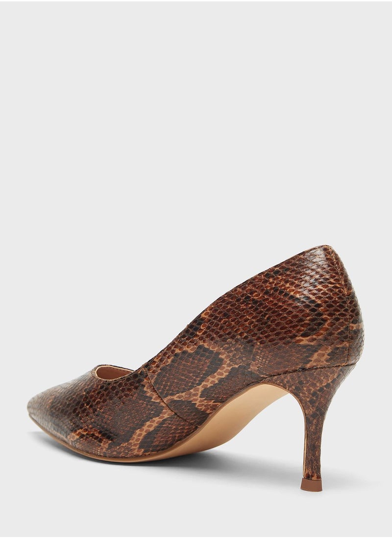 shoexpress - Pointed Toe Pumps - Image 1