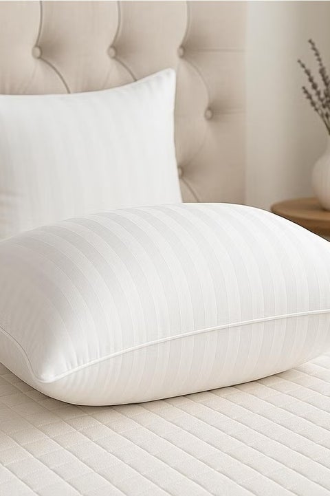 Strip Hotel Pillow Microfiber - White - 90x50 cm