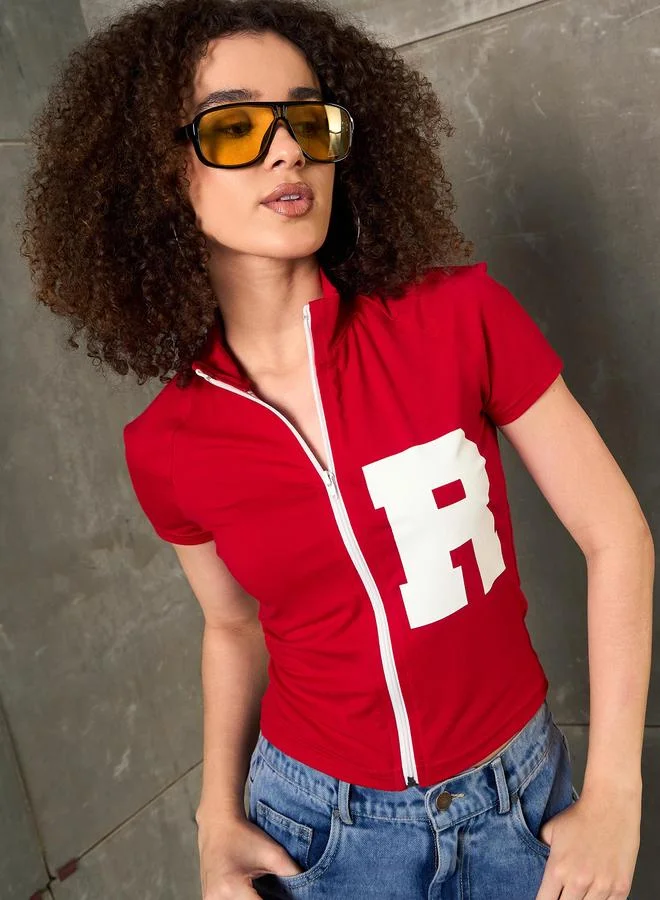 SASSAFRAS Sassafras Red Front Zipper Initial Print Fitted T-Shirt