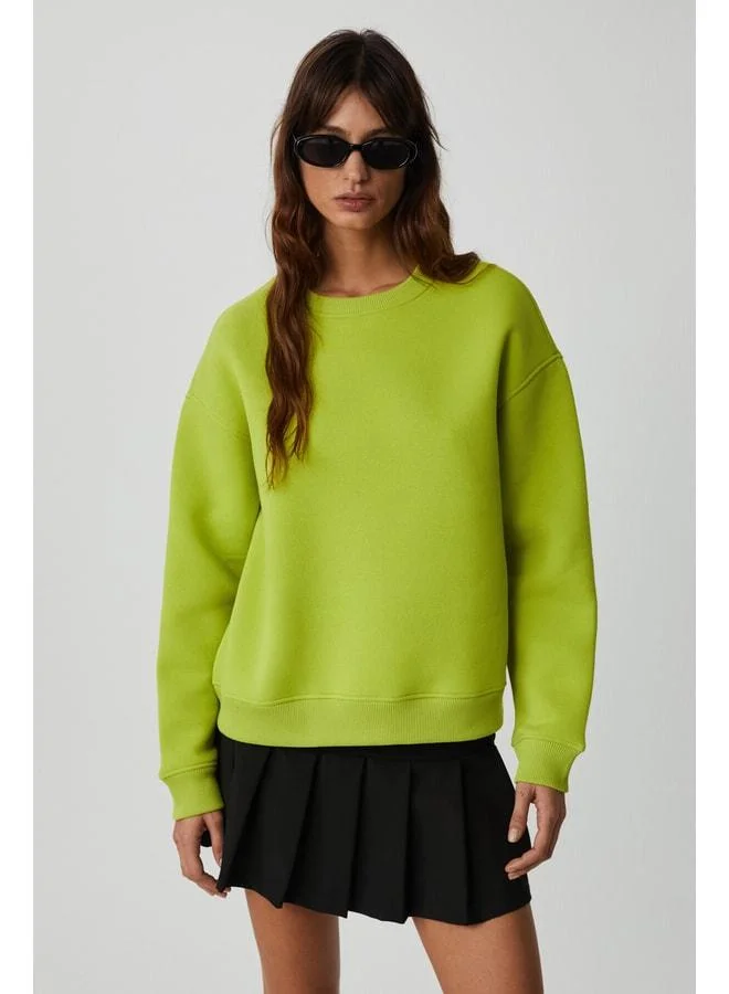 Grimelange VANELTINA Women's Long Sleeve 3-Ply Organic Cotton Oversize Basic Crew Neck Pistachio Green Sweatshirt.
