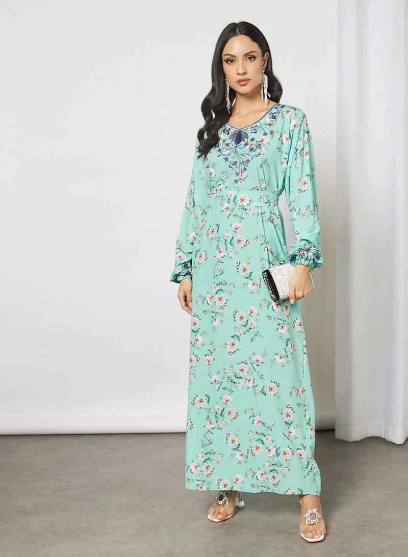 Hayat Jalabiya With Floral Embroidery And Garterised Wrist With Belt