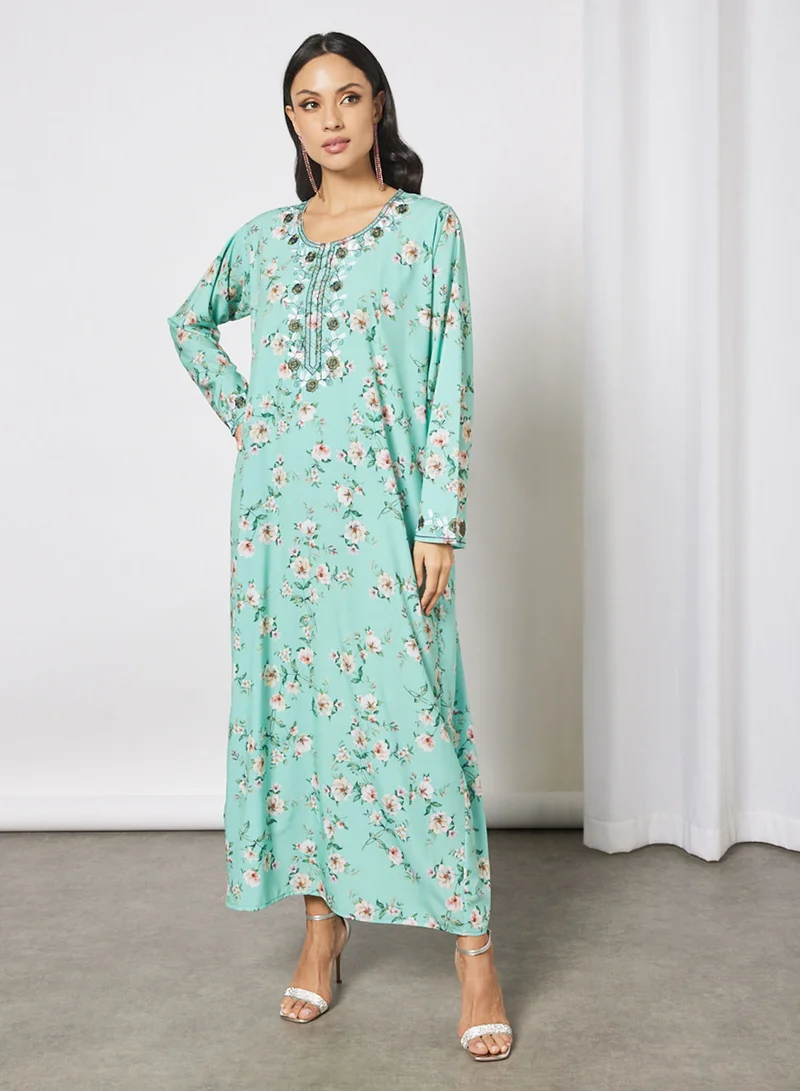 Hayat Jalabiya With Floral Embroidery And Garterised Wrist With Belt