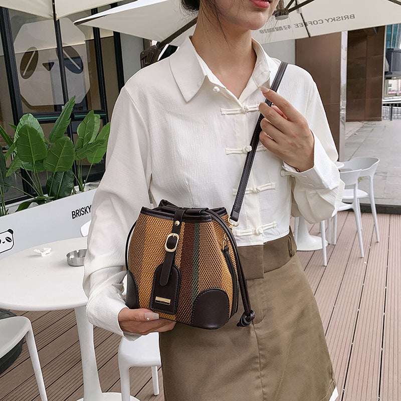 Niche Design Portable Bucket Bag For Women 2023 New Canvas Contrast Color Striped Shoulder Crossbody Bag With Contrasting Color Design - Image 5