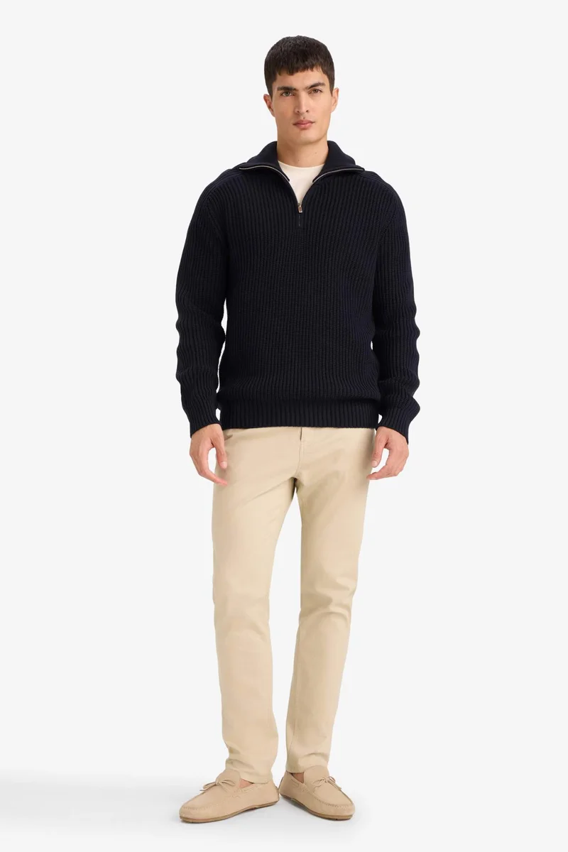 ديفاكتو Standard Fit Knitwear Pullover