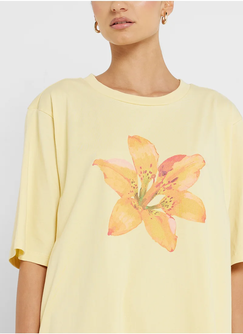 Ginger Crew Neck Oversize Flower Print T-Shirt