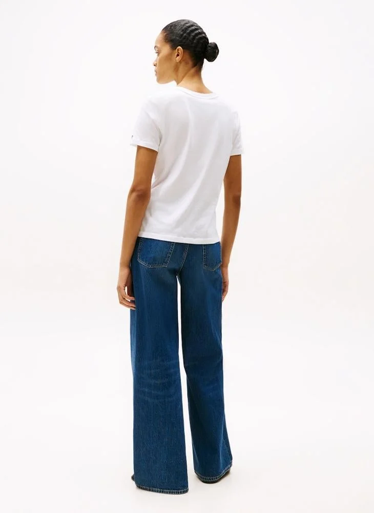 تومي هيلفيغر تيشيرت جرافيك بياقة دائرية