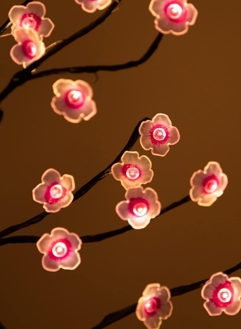 إنك بيرد INKBIRD سبيريت فيري لايت - شجرة إضاءة LED زخرفية للطاولة مزينة مسبقًا، تعمل بالبطارية أو عبر USB لتزيين حفلات الأعياد والديكور الداخلي (ضوء شجرة الكرز الوردي الدافئ)مصباح شجرة الجنية من Inkbird Spirit Fairy Light لتزيين سطح الطاولة بمصابيح LED مضاءة مسبقًا تعمل بالبطارية وUSB لتزيين حفلات الأعياد والديكور الداخلي (شجرة زهر الكرز الوردي الدافئ) - Image 3