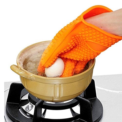 ULTRINA Hand Heat Resistant Cut Resistant Non-Slip Silicone Microwave Oven Convection Cooking Baking Heat Proof Anti-Scald Safety Hand Gloves for Home Kitchen Restaurant Industries Use.(Pack of 2) - Image 4