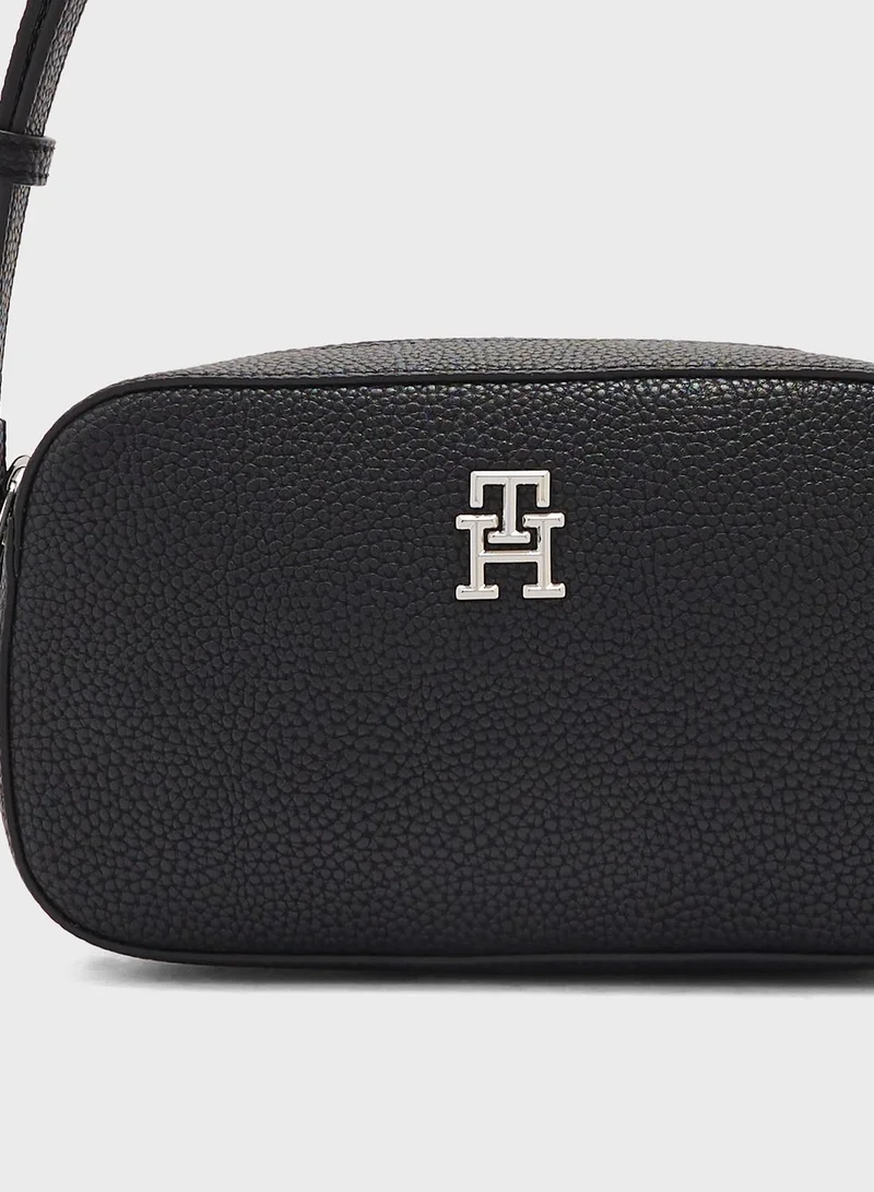 TOMMY HILFIGER Zip Around Crossbody