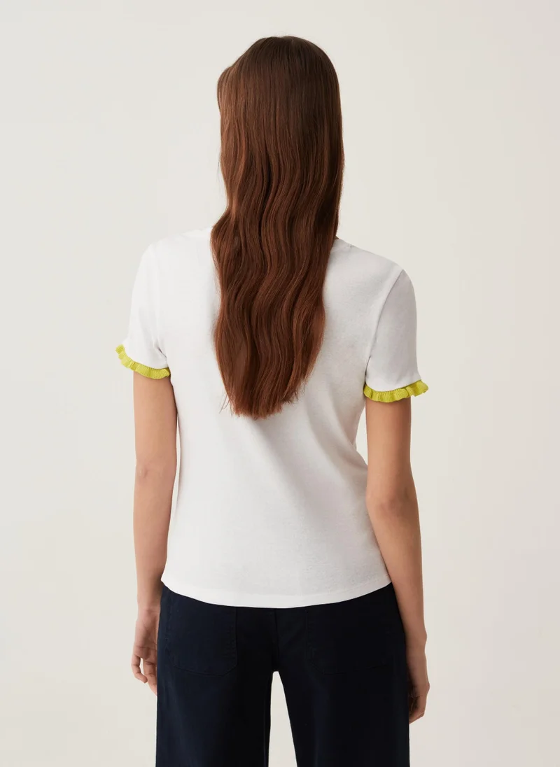 او في اس Cotton T-shirt with contrasting frill