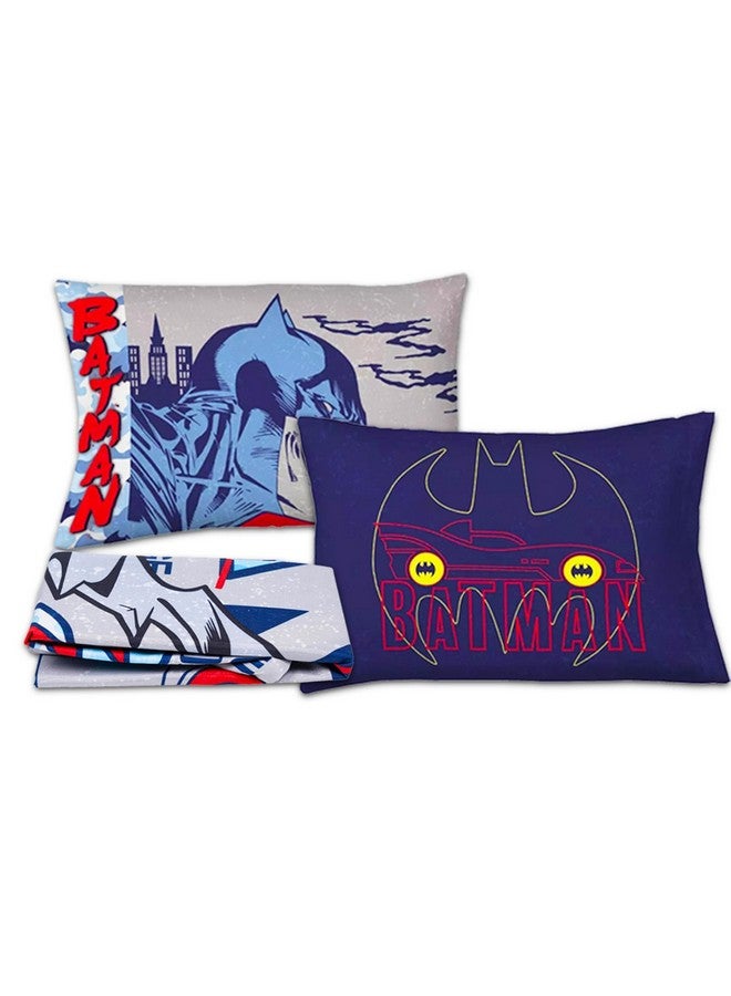 Batman طقم سرير باتمان للأطفال - حزمة مع دمية محشوة، بطانية رمي، غطاء وسادة، ملصقات، كتاب نشاط - Image 2