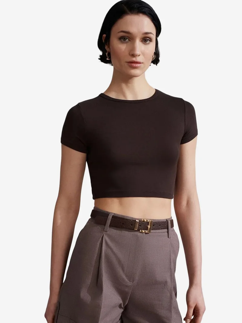 ديلفين DILVIN Women's Crop Slim-Fit Crew Neck T-Shirt