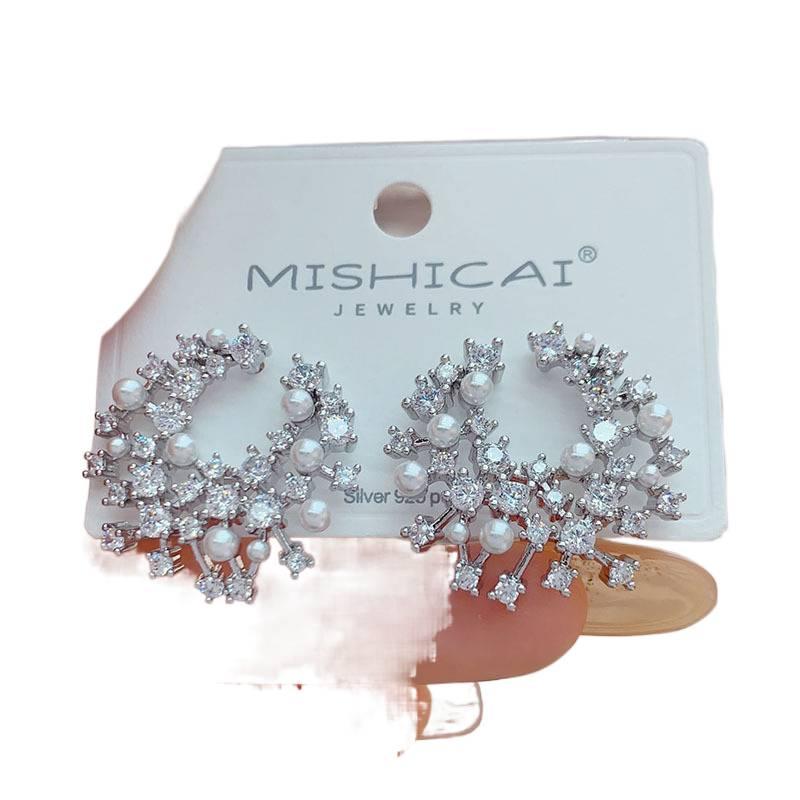 Rhinestone Detail Lightweight Pearl Earrings with Huggie Profile in Silver for Daily Wear and Elegant Styling - Image 1