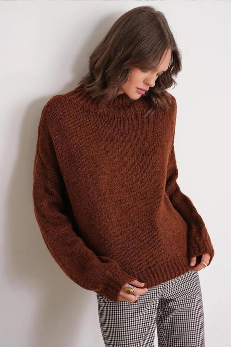 Mixray Relaxed Fit Crew Neck Thick Knit Sweater - Image 4