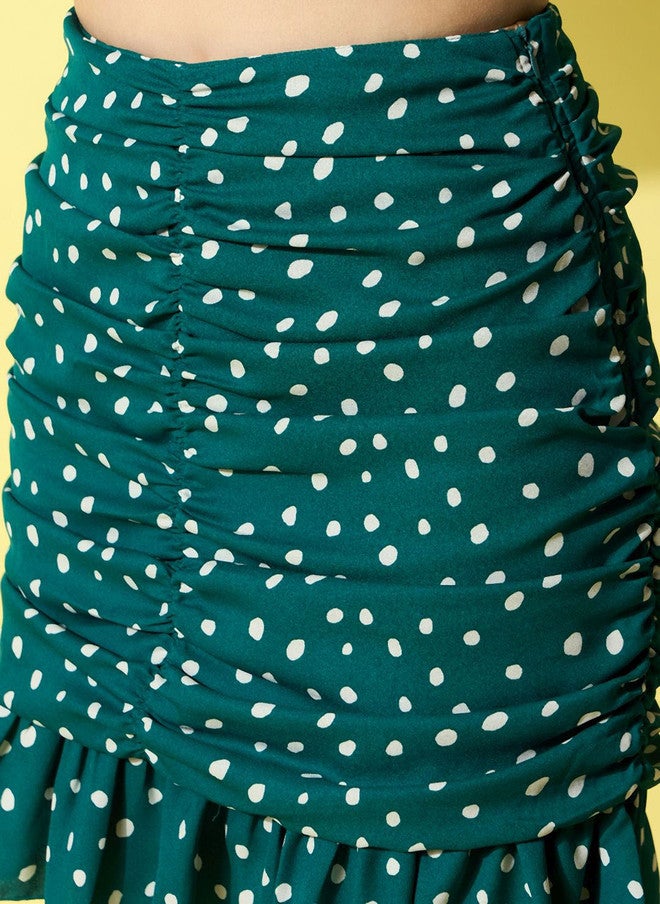 StyleStone طقم تنسيق بلوزة وتنورة بنقاط خضراء وبيضاء من ستايل ستون - Image 3