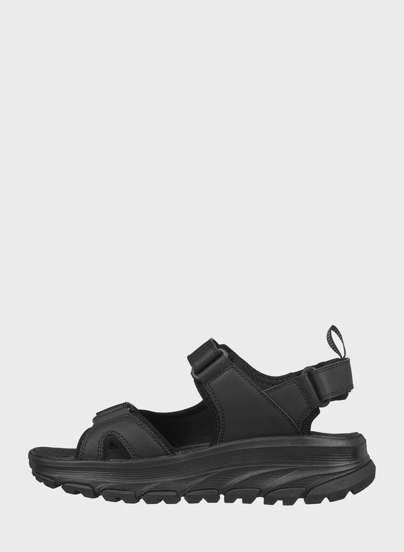 SKECHERS D'Lux Trekker Sandal