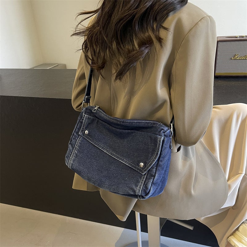 Vintage Simple Crossbody Bag Womens 2024 New Simple Denim Shoulder Bag Niche High-end Solid Color Tote Bag Black - Image 5
