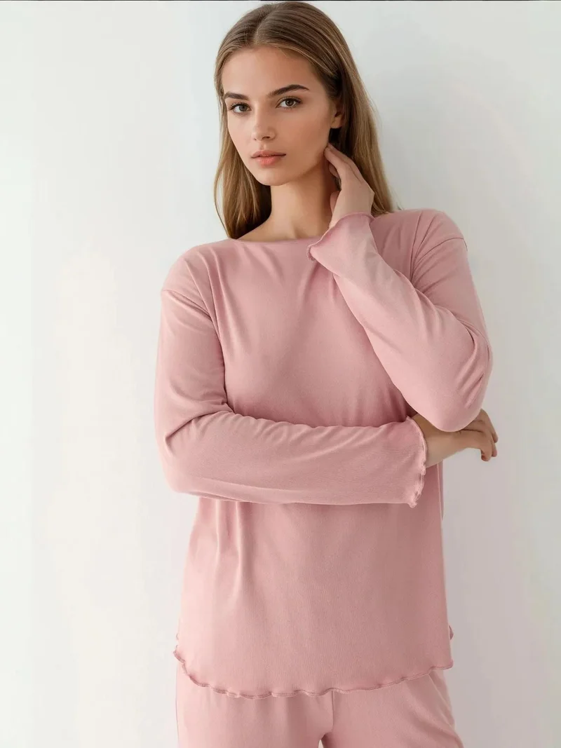 هيكاب طقم بيجامة مريح بأكمام طويلة