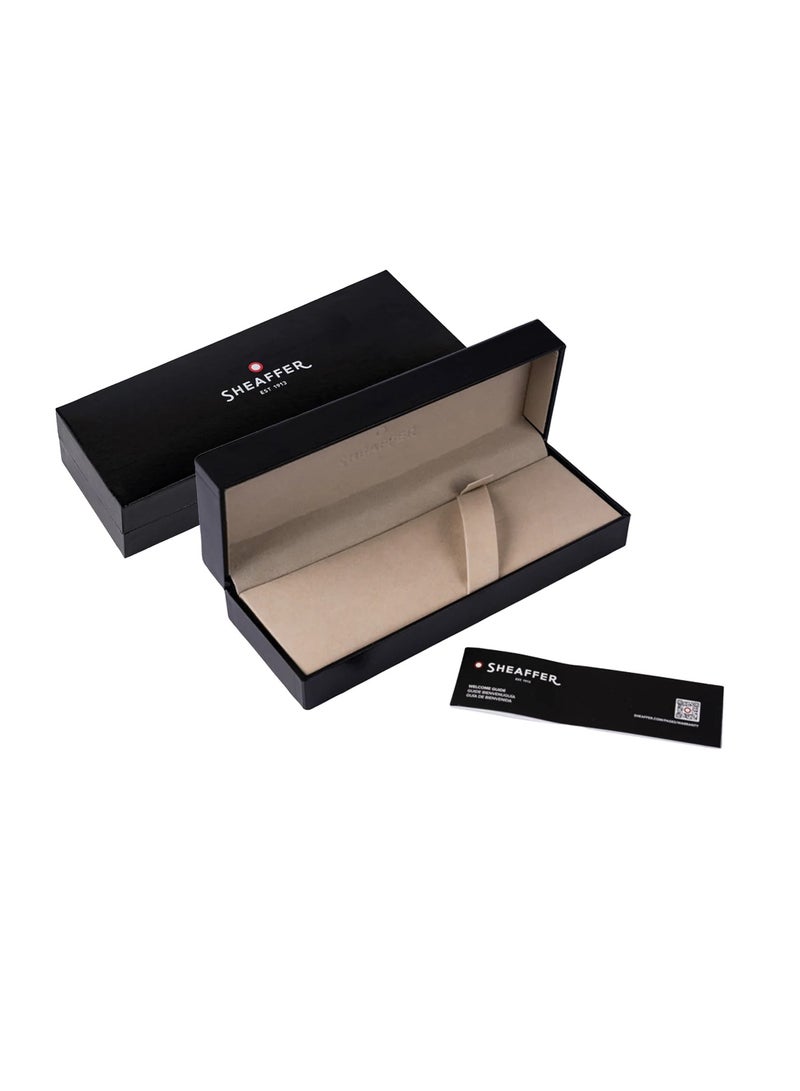 Sheaffer® 300 Matte Gray with Polished Black Trims Ballpoint Pen - Image 4