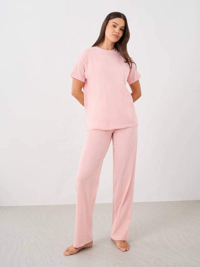 Styli Styli Unwind Beach Graphic Pocket Dropped Shoulder T-Shirt and Straight Pyjama Set  - Image 2