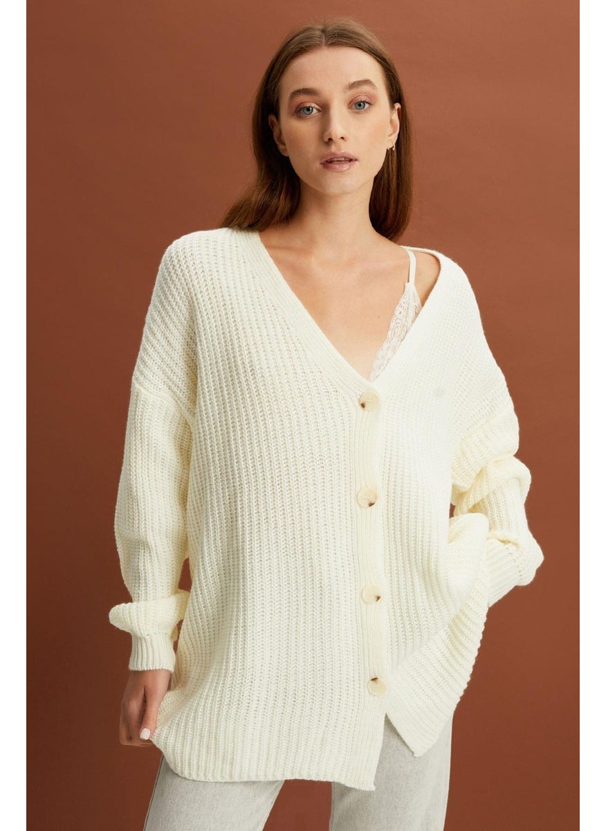 Alexander Gardi Buttoned Long Knit Cardigan (B22-5755-STD)  - Image 2