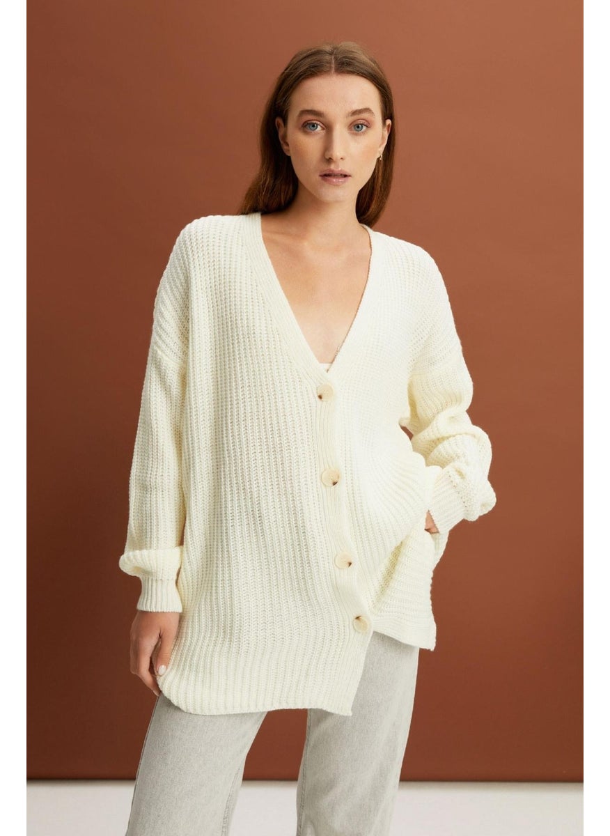 Alexander Gardi Buttoned Long Knit Cardigan (B22-5755-STD)  - Image 1