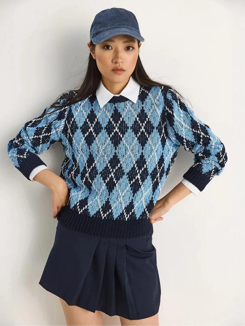 Bianco Lucci LUCCI Women’s Crew Neck Knitted Sweater with Diamond Pattern